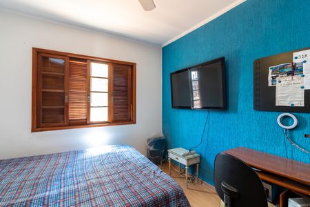 Casa à venda com 200m², 3 quartos e 2 vagas Casa à venda com 200m², 3 quartos e 2 vagasQuarto 2