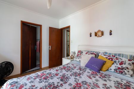 Casa à venda com 200m², 3 quartos e 2 vagas Casa à venda com 200m², 3 quartos e 2 vagasSuíte