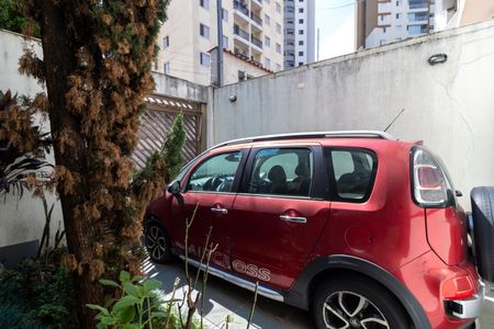 Casa à venda com 200m², 3 quartos e 2 vagas Casa à venda com 200m², 3 quartos e 2 vagasGaragem