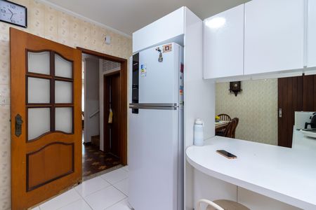 Casa à venda com 200m², 3 quartos e 2 vagas Casa à venda com 200m², 3 quartos e 2 vagasCozinha