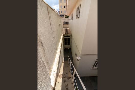 Casa à venda com 200m², 3 quartos e 2 vagas Casa à venda com 200m², 3 quartos e 2 vagasVaranda da Suíte - Escada