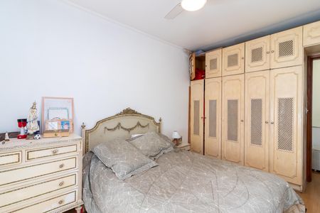 Casa à venda com 200m², 3 quartos e 2 vagas Casa à venda com 200m², 3 quartos e 2 vagasQuarto 3