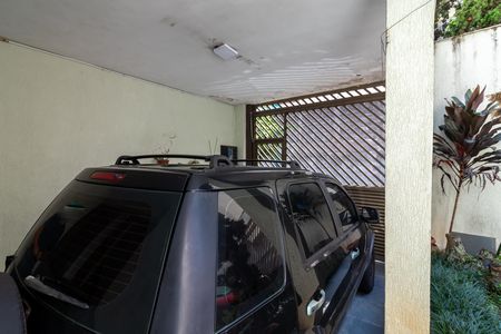 Casa à venda com 200m², 3 quartos e 2 vagas Casa à venda com 200m², 3 quartos e 2 vagasGaragem