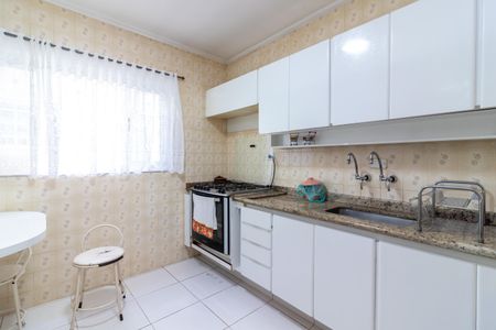 Casa à venda com 200m², 3 quartos e 2 vagas Casa à venda com 200m², 3 quartos e 2 vagasCozinha