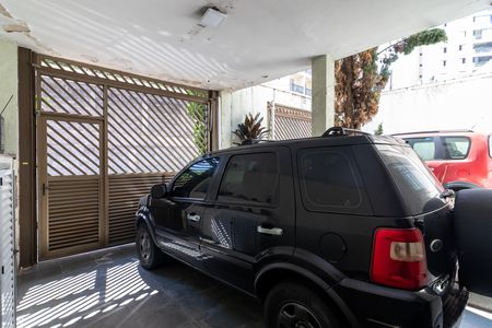 Casa à venda com 200m², 3 quartos e 2 vagas Casa à venda com 200m², 3 quartos e 2 vagasGaragem