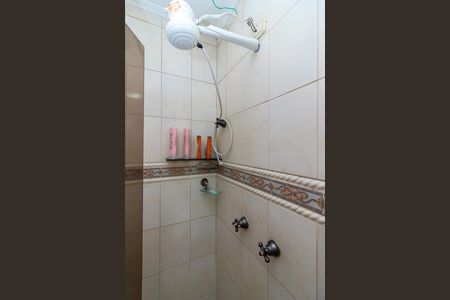 Casa à venda com 200m², 3 quartos e 2 vagas Casa à venda com 200m², 3 quartos e 2 vagasBanheiro 2