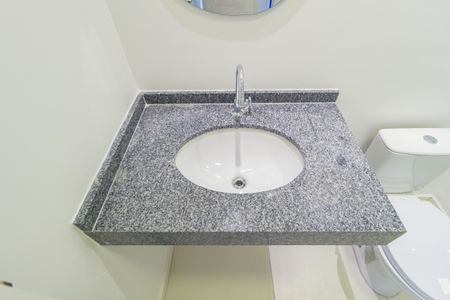 Studio para alugar com 25m², 1 quarto e sem vagaDetalhe - Banheiro
