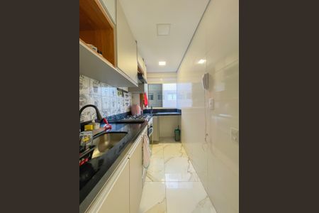 Apartamento à venda com 40m², 2 quartos e sem vaga Apartamento à venda com 40m², 2 quartos e sem vagaCozinha e Área de Serviço