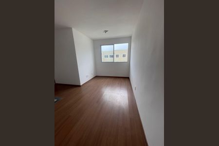 Sala de apartamento para alugar com 2 quartos, 44m² em Guaratiba, Rio de Janeiro