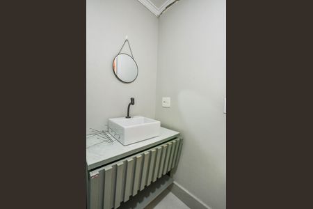 Apartamento à venda com 74m², 3 quartos e 2 vagas Apartamento à venda com 74m², 3 quartos e 2 vagasBanheiro Social