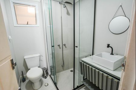Apartamento à venda com 74m², 3 quartos e 2 vagas Apartamento à venda com 74m², 3 quartos e 2 vagasBanheiro Social