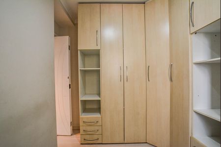 Apartamento à venda com 74m², 3 quartos e 2 vagas Apartamento à venda com 74m², 3 quartos e 2 vagasQuarto 2