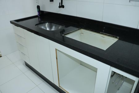 Apartamento para alugar com 2 quartos, 49m² em Jardim Isis, Cotia