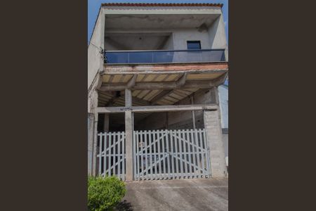 Casa para alugar com 100m², 3 quartos e 2 vagasFachada