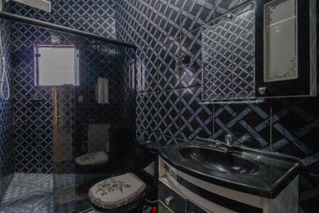 Casa para alugar com 100m², 3 quartos e 2 vagasBanheiro suíte