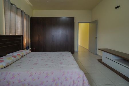 Casa para alugar com 100m², 3 quartos e 2 vagasQuarto Suíte