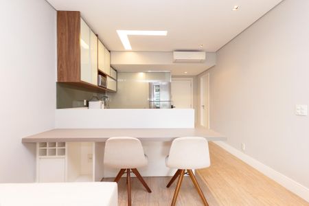 Sala de apartamento para alugar com 1 quarto, 62m² em Itaim Bibi, São Paulo