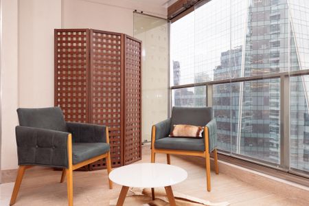 Apartamento para alugar com 62m², 1 quarto e 1 vaga Apartamento para alugar com 62m², 1 quarto e 1 vagaSacada