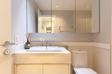 Apartamento para alugar com 62m², 1 quarto e 1 vaga Apartamento para alugar com 62m², 1 quarto e 1 vagaBanheiro da Suíte