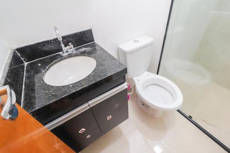 Casa de condomínio para alugar com 46m², 2 quartos e sem vagaBanheiro