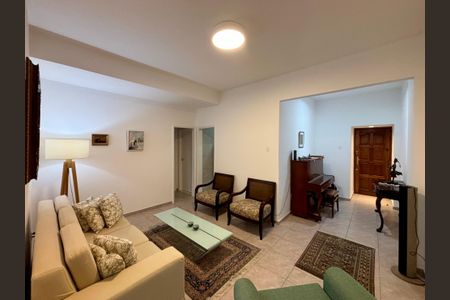 Apartamento à venda com 114m², 3 quartos e sem vaga Apartamento à venda com 114m², 3 quartos e sem vagaSala