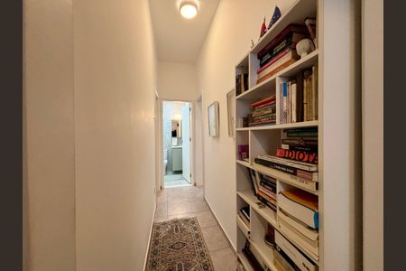 Apartamento à venda com 114m², 3 quartos e sem vaga Apartamento à venda com 114m², 3 quartos e sem vagaSala - corredor de acesso