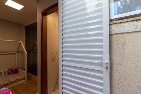 Casa à venda com 230m², 3 quartos e 4 vagas Casa à venda com 230m², 3 quartos e 4 vagasSuíte 2 - Jardim de Inverno