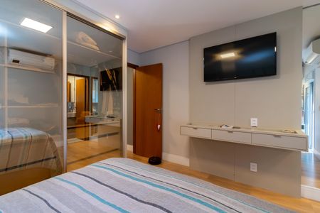 Casa à venda com 230m², 3 quartos e 4 vagas Casa à venda com 230m², 3 quartos e 4 vagasSuíte 1