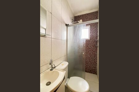 Casa de condomínio à venda com 51m², 2 quartos e 1 vaga Casa de condomínio à venda com 51m², 2 quartos e 1 vagaBanheiro