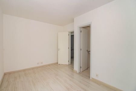 Apartamento à venda com 85m², 3 quartos e 2 vagasSuíte