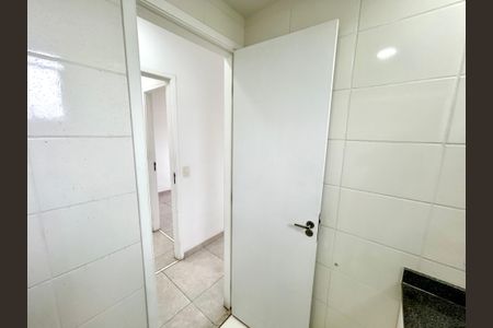 Apartamento para alugar com 55m², 2 quartos e 1 vaga Apartamento para alugar com 55m², 2 quartos e 1 vagaBanheiro da Suíte