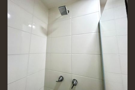 Apartamento para alugar com 55m², 2 quartos e 1 vaga Apartamento para alugar com 55m², 2 quartos e 1 vagaBanheiro 1