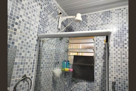 Casa à venda com 150m², 3 quartos e 2 vagasBanheiro 1  - suíte