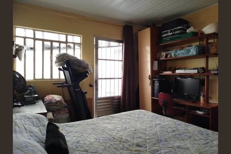 Casa à venda com 150m², 3 quartos e 2 vagasQuarto 2