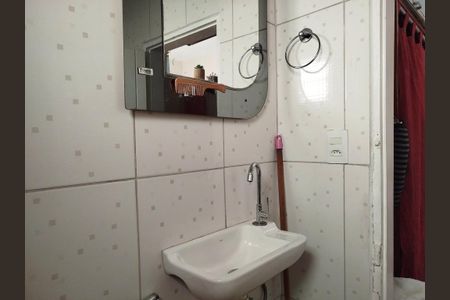 Casa à venda com 150m², 3 quartos e 2 vagasBanheiro 2