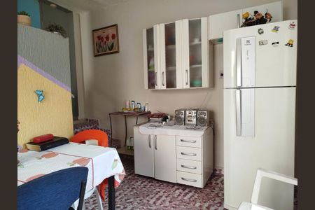 Casa à venda com 150m², 3 quartos e 2 vagasCozinha