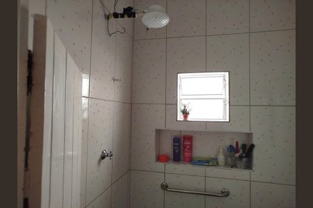Casa à venda com 150m², 3 quartos e 2 vagasBanheiro 2