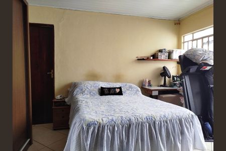 Casa à venda com 150m², 3 quartos e 2 vagasQuarto 2
