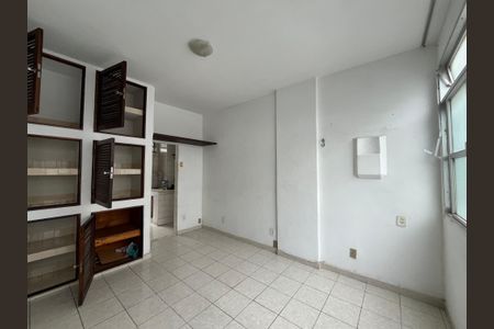 Apartamento à venda com 45m², 1 quarto e sem vaga Apartamento à venda com 45m², 1 quarto e sem vagaSala