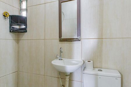 Banheiro de casa para alugar com 1 quarto, 30m² em Vila da Saúde, São Paulo