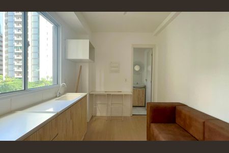 Cozinha de kitnet/studio à venda com 1 quarto, 24m² em Jardim Paulista, São Paulo
