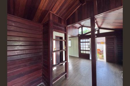 Sala de casa para alugar com 2 quartos, 200m² em Vargem Grande, Rio de Janeiro