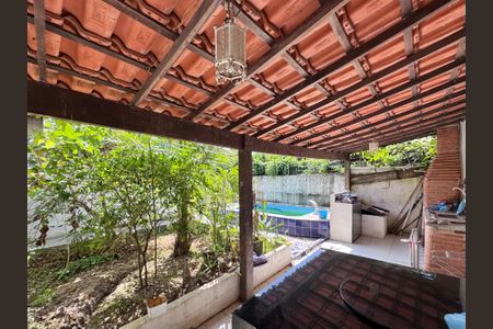 Casa para alugar com 200m², 2 quartos e 5 vagasÁrea externa