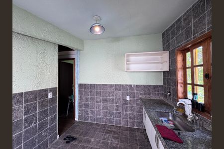 Casa para alugar com 200m², 2 quartos e 5 vagasCozinha