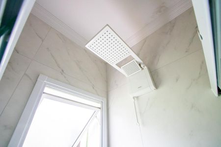 Apartamento à venda com 67m², 2 quartos e 2 vagas Apartamento à venda com 67m², 2 quartos e 2 vagasBanheiro social