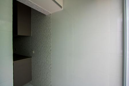 Apartamento à venda com 67m², 2 quartos e 2 vagas Apartamento à venda com 67m², 2 quartos e 2 vagasÁrea de serviço