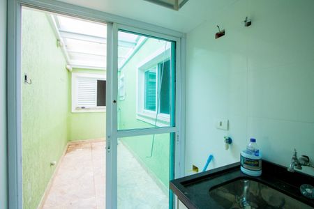 Apartamento à venda com 67m², 2 quartos e 2 vagas Apartamento à venda com 67m², 2 quartos e 2 vagasÁrea de serviço