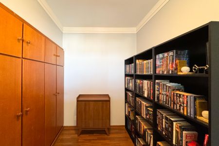 Apartamento à venda com 102m², 3 quartos e 2 vagasQuarto 2 