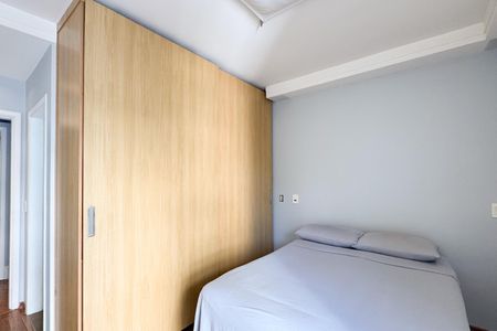 Apartamento à venda com 102m², 3 quartos e 2 vagas Apartamento à venda com 102m², 3 quartos e 2 vagasSuíte