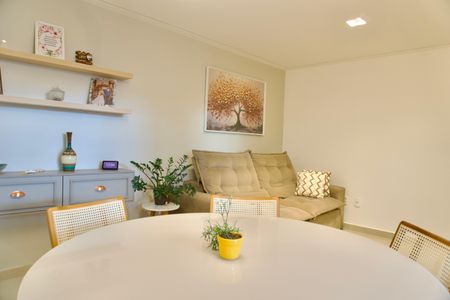 Apartamento para alugar com 79m², 3 quartos e 2 vagasSala